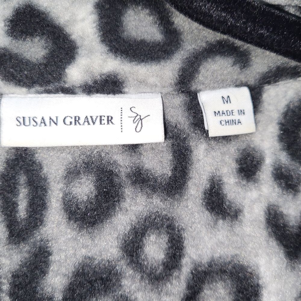 Susan Graver Black And White Leopard Print Jacket - image 4